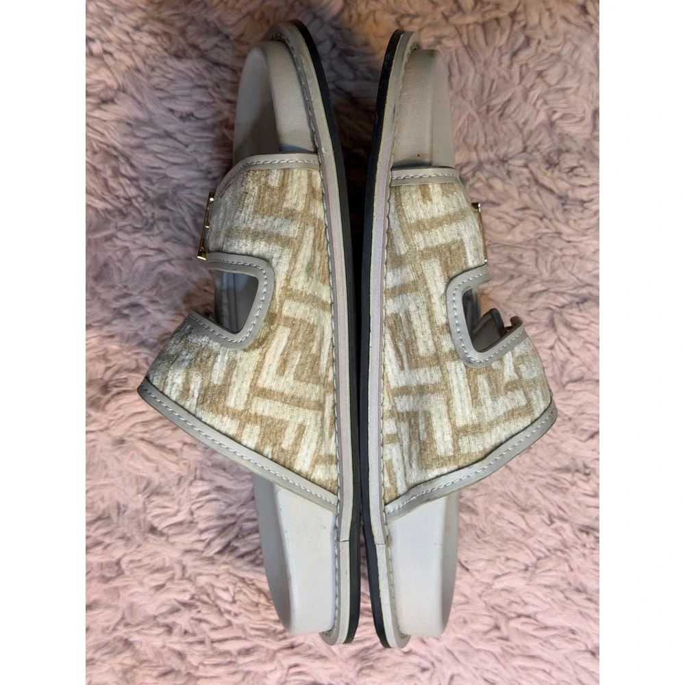 Fendi Feel FF Monogram Tapestry Slide Sandals Grey Beige Gold Buckle Size 39 - Picture 5 of 7